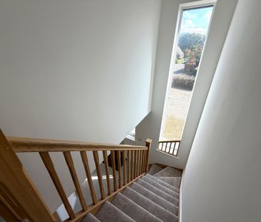 4 bedroom detached house to rent - Photo 1