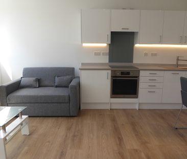 Hanover House, Reading, RG1 4NN - Photo 1