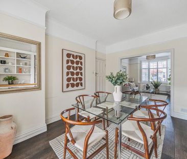 5 bedroom end of terrace house to rent - Photo 5