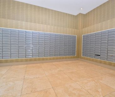 1 Bed Flat, Denison House, E14 - Photo 5