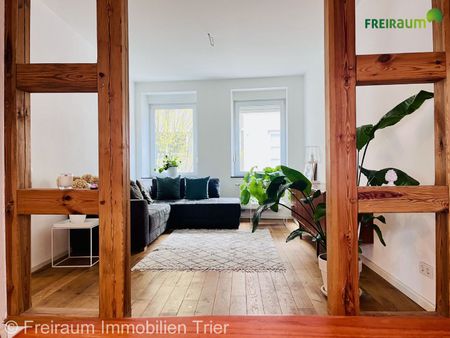TR.- City: Hübsche 2 ZKB Wohnung mit wohnlichem Charakter und einem großen Balkon. - Photo 3