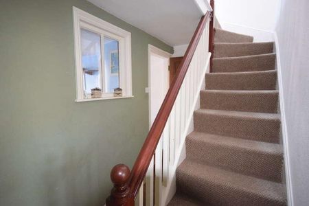 Roanhead Lane, Barrow In Furness, LA14 - Photo 5