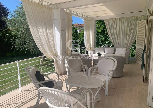 via michelangelo, 73, Forte dei Marmi, Tuscany 55042