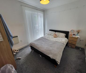 3 bedroom townhouse to rent - Photo 5