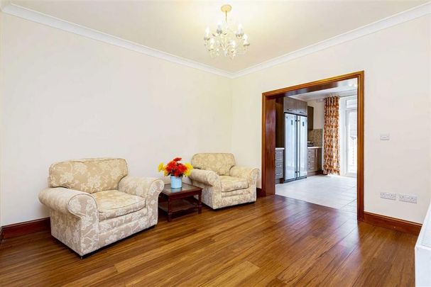 4 bedroom semi-detached house to rent - Photo 1