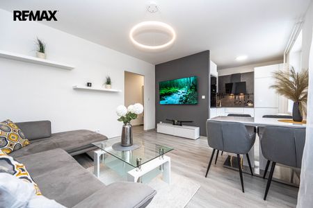 Pronájem bytu 4+kk v družstevním vlastnictví 83 m², Praha 5 - Smíchov - Photo 2