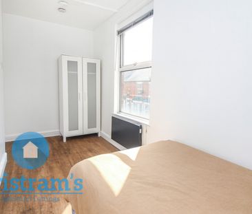 1 bed Apartment for Rent - Photo 1