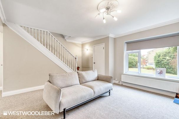 3 bedroom semi-detached house to rent - Photo 1