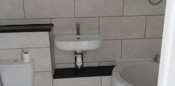 1 bedroom bungalow to rent - Photo 2