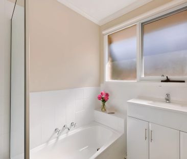 1/9 Ferguson Street, Mitcham, Melbourne - Photo 2