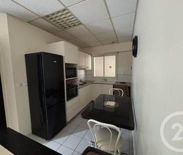 Location Appartement 2 pièces 39m² ORTHEZ 64300 - Photo 6