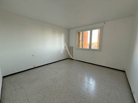 Location Appartement 5 pièces 114m² - Photo 3