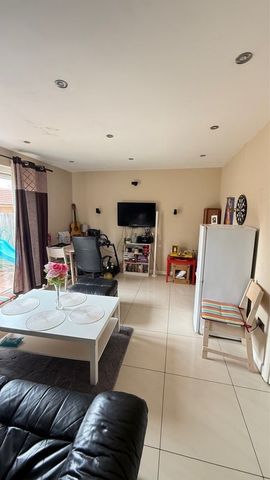 Room in a Shared House, Charles Crescent, HA1 - Photo 3