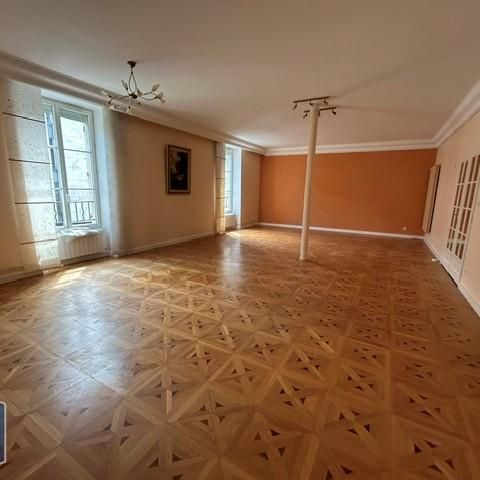 Location Appartement 4 pièces 150m² PERIGUEUX 24000 - Photo 1