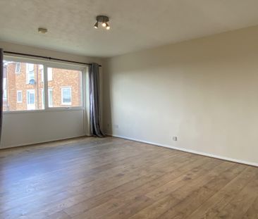 Crocus Way, Chelmsford, Springfield - Photo 4