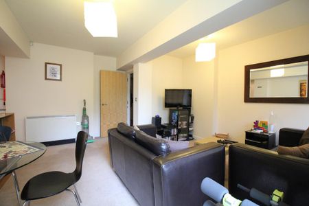 1 bedroom apartment to rent - Photo 2