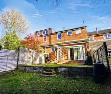 West Road, Stansted Mountfitchet, CM24 - Photo 1