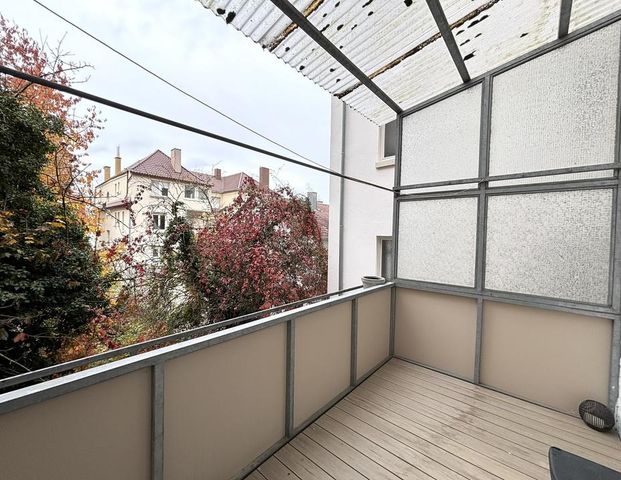 Lichtdurchflutete möblierte 3-Zimmer-Wohnung mit zwei Balkonen in beliebter Lage - Photo 1