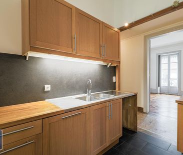 Location Appartement 4 pièces 101m² GRENOBLE 38000 - Photo 3