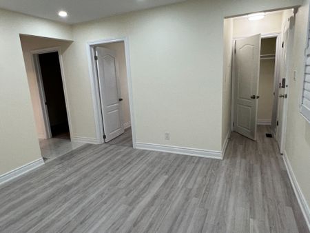 For Lease - 1032 Mud Street, Hamilton, Ontario - Photo 3