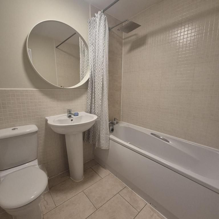 2 bedroom house to rent - Photo 1