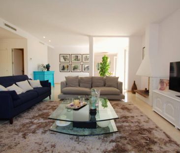 4 room luxury House for rent in Sitges, Catalonia - Photo 2