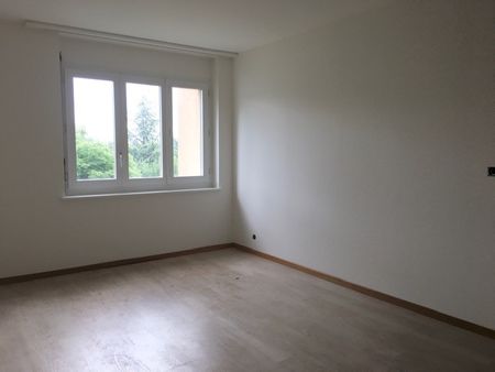 Magnifique appartement de 3 pièces situé au 4ème étage - Photo 4