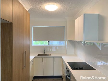 5/60 Warren Street, St Lucia, QLD 4067 - Photo 2