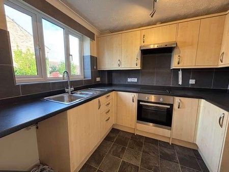 Haselmere Close, Bury St Edmunds, IP32 - Photo 2