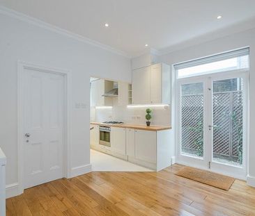 2 bedroom apartment to rent - Photo 4