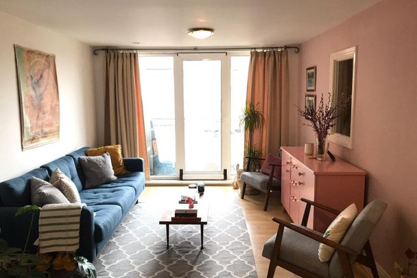 Holland Gardens - Photo 1