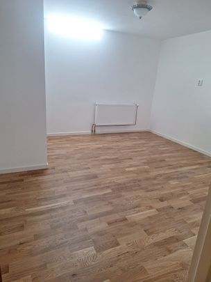 Klippvägen, Tumba - Photo 1