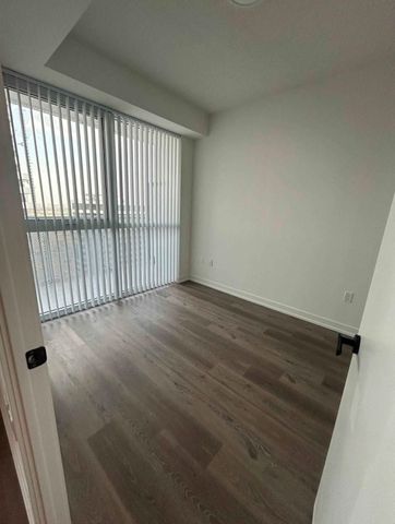 For Lease - 60 Honeycrisp Crescent Unit# 905, Vaughan, Ontario - Photo 5