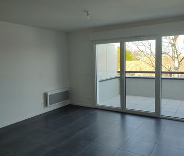 Location Appartement 1 pièce 38m² BAYONNE 64100 - Photo 1