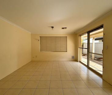 4x2 In Glen Iris! - Photo 2