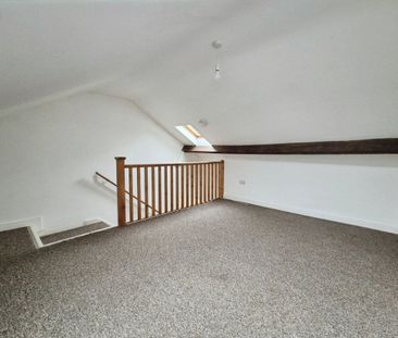 Courtybella Terrace, NEWPORT - Photo 6