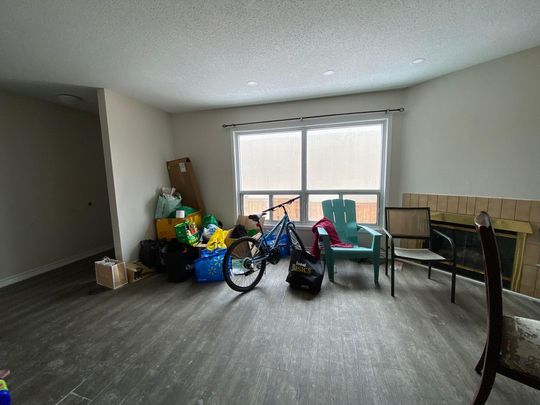 For Lease - 595 Third Street Unit# 7- Upper, London East, Ontario - Photo 1