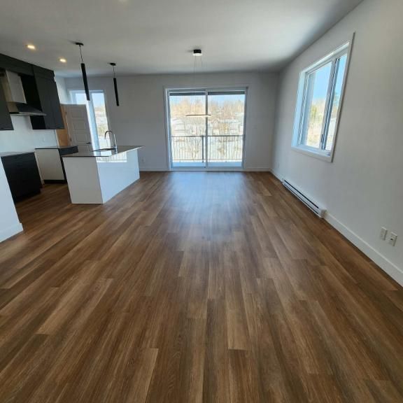 5 1/2 rue Bertrand-Fabi TOUT INCLUS - Photo 1