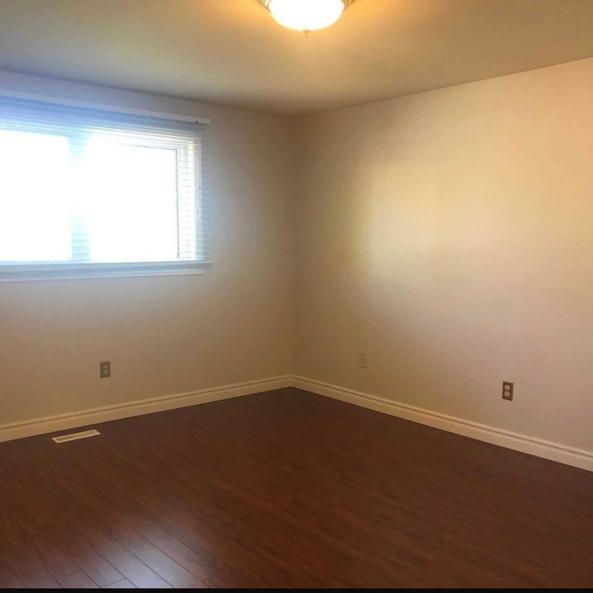 For Lease - 641 Eaglemount Crescent Unit# Upper, Mississauga, Ontario - Photo 1