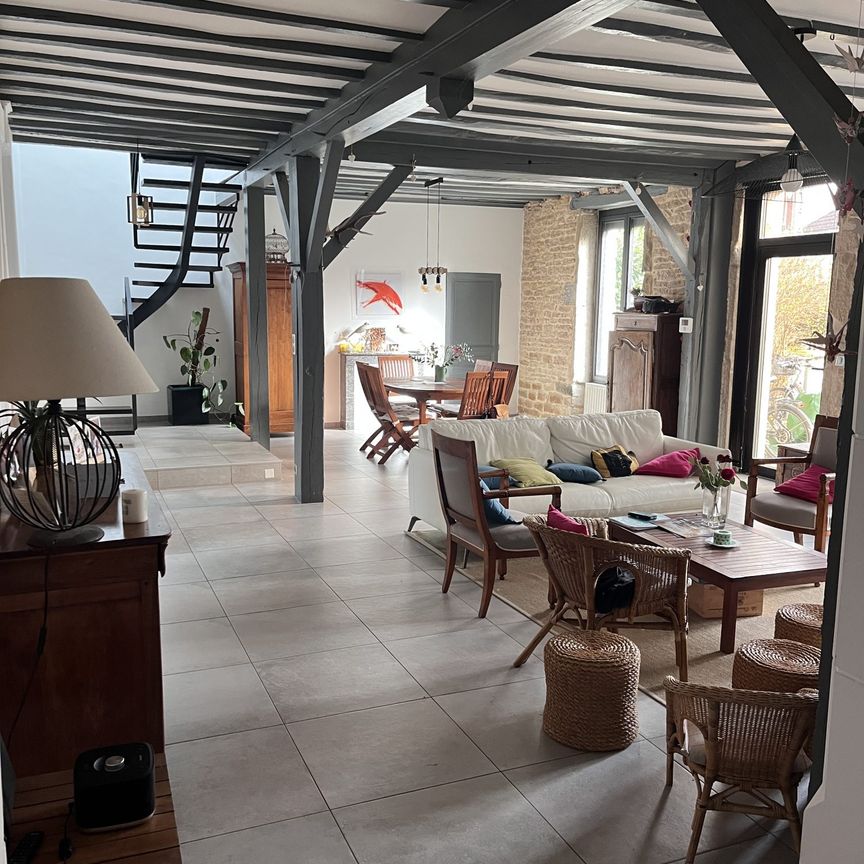 Location Maison 7 pièces 199m² DIJON 21000 - Photo 1