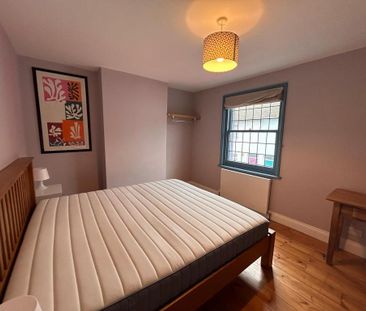 2 bedroom terraced house to rent - Photo 3