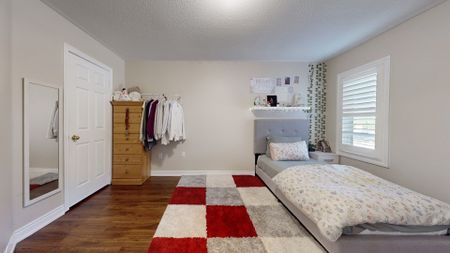 For Lease - 152 Elizabeth Street, Ajax, Ontario - Photo 4