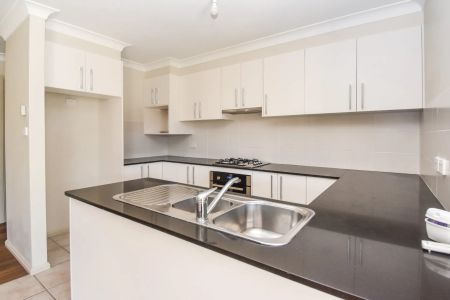 Spacious Family Home in Quiet West Orange - Photo 3