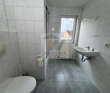 Mit Personenaufzug und Terrasse: 2-Raum Wohnung in der Geraer Innen... - Photo 2