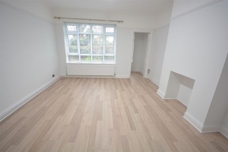 South Street, Epsom, Surrey, KT18 7QF - Photo 5