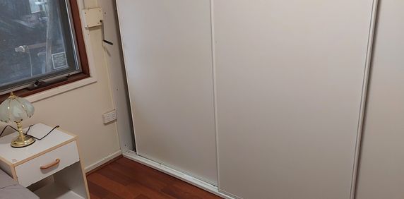 Hackham West - Photo 2