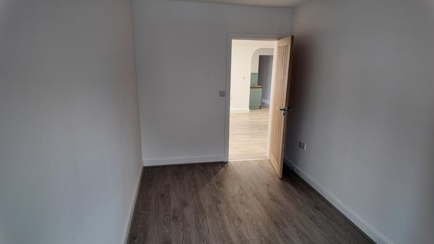 3 bedroom apartment to rent - Photo 1