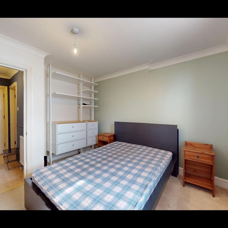 1 Bed Flat, Bloomsbury St, WC1H - Photo 1