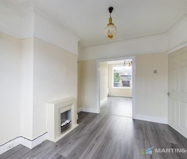 3 bedroom end of terrace house to rent - Photo 4