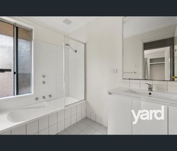 10 Endgate Court, Parkwood, WA 6147 - Photo 2